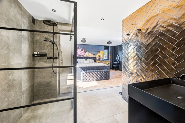 Medium property photo - Bekerstraat 12, 2492 WD The Hague